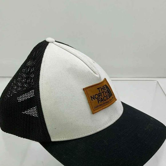 The North Face White Black Structured Trucker Hat Baseball Cap One Size - Picture 4 of 5
